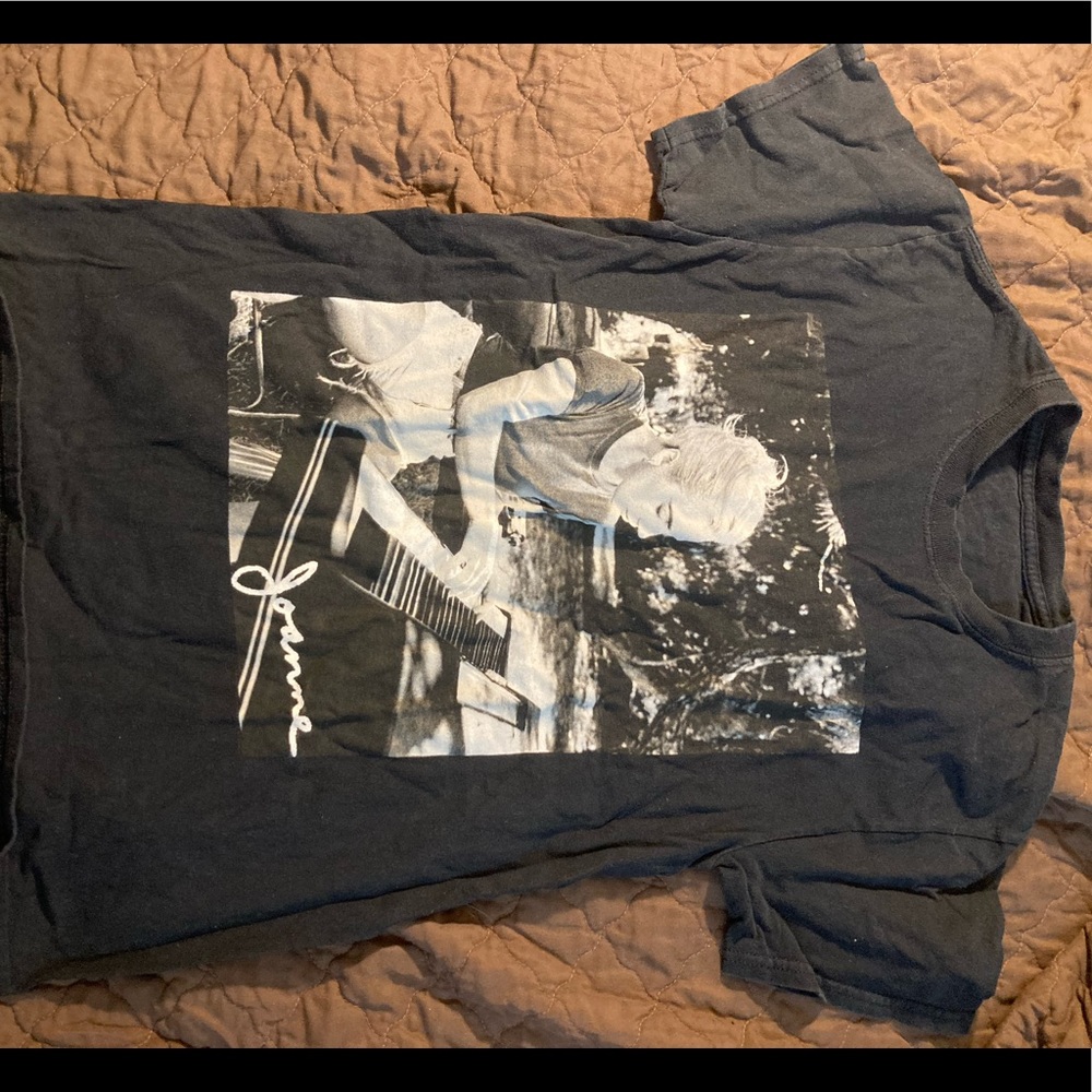 Lady Gaga tshirt
